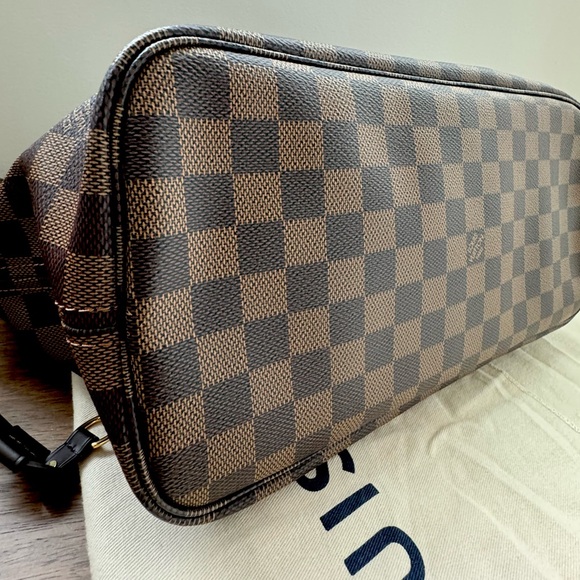 LOUIS VUITTON NEVERFULL MM Cherry Damier Ebene - Picture 5 of 14